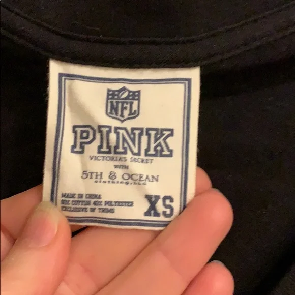 SHIPPING LABEL -re-shipment! Bundle! Victoria Secret PINK NFL Steelers Tee’s XS - Picture 4 of 8
